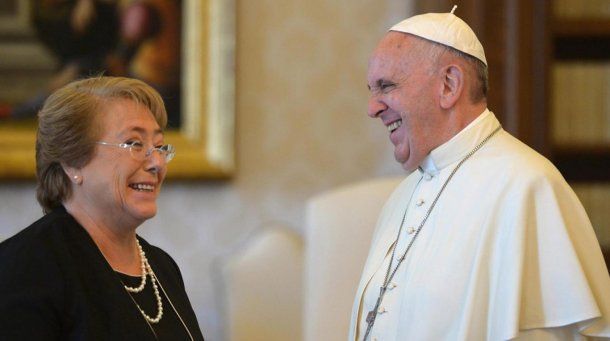 El Papa Francisco con Michelle Bachelet<br>