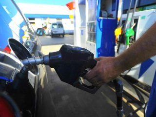 la nafta subio un 108,5% desde que asumio macri la nafta subio un 108,5% desde que asumio macri