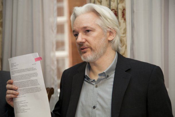 Julian Assange ya es ciudadano ecuatoriano