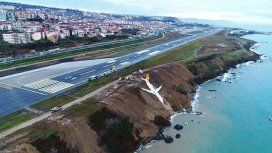 VIDEO: Un avión cayó al mar con 162 pasajeros y no hay ni un solo herido VIDEO: Un avión cayó al mar con 162 pasajeros y no hay ni un solo herido