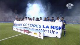 La bandera que portaron antes del Superclásico de verano La bandera que portaron antes del Superclásico de verano