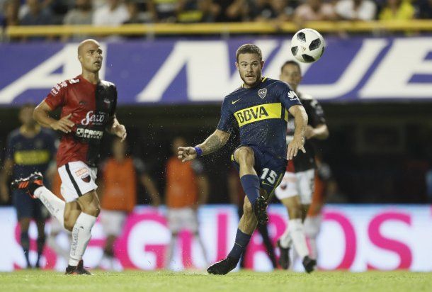 Nahitán Nandez ante Colón - Crédito: @BocaJrsOficial