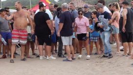 Insólita marcha de turistas para poder usar los cuatriciclos en la playa Insólita marcha de turistas para poder usar los cuatriciclos en la playa