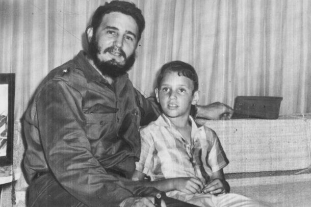 Fidel Ángel Castro Díaz-Balart  y su padre<br>