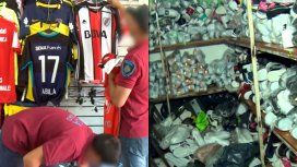 Zapatillas y camisetas truchas: golpe a dos ferias de Liniers Zapatillas y camisetas truchas: golpe a dos ferias de Liniers