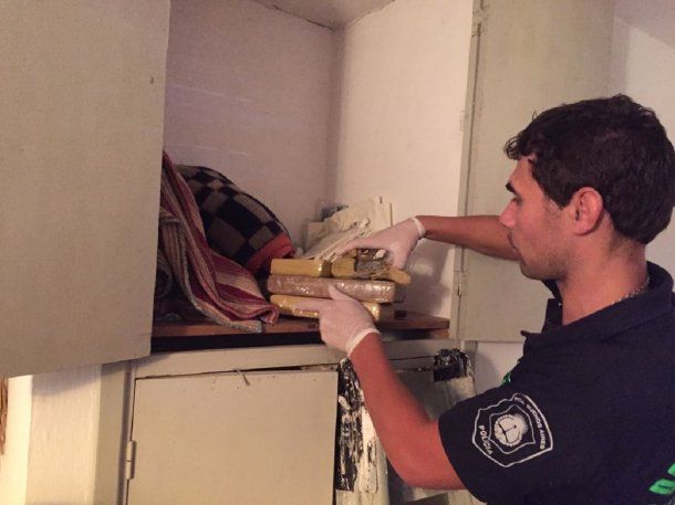 <p>Detuvieron en la Costa a un barra de San Lorenzo por narcotráfico</p><p></p>