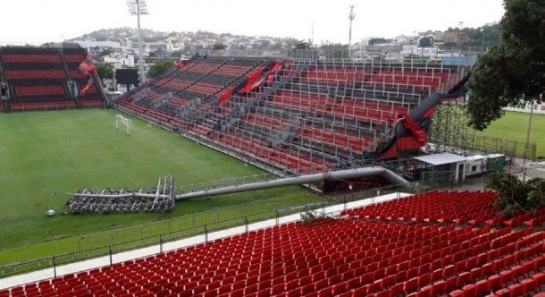 El estadio sufrió los embates del temporal
