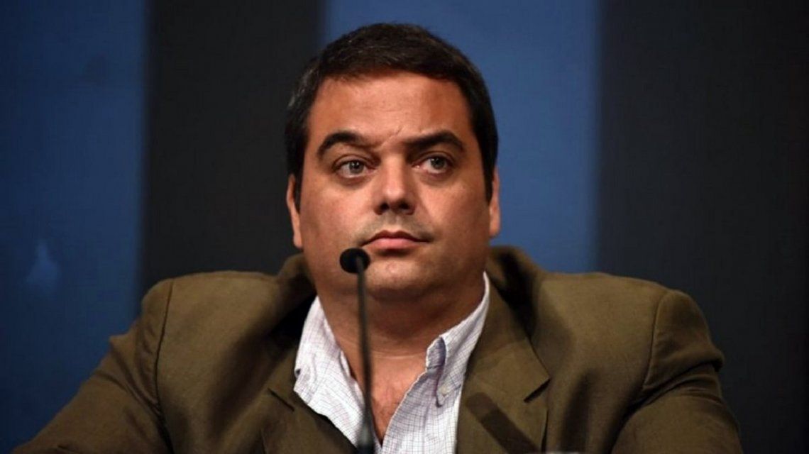 Triaca ratificó que el medio aguinaldo pagará Ganancias: Hay otras prioridades Triaca ratificó que el medio aguinaldo pagará Ganancias: Hay otras prioridades