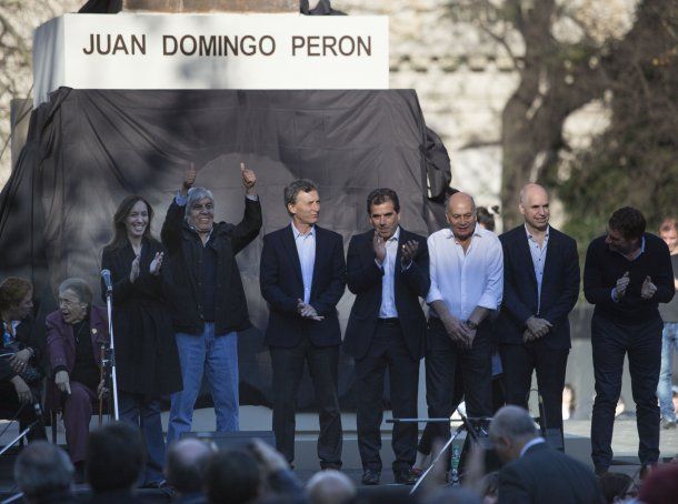 Vidal, Moyano, Macri, Ritondo, el fallecido Momo Venegas, Rodríguez Larreta y Santilli<br>