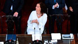 VIDEO: El exabrupto de Michetti antes de abrir las sesiones ordinarias en el Congreso VIDEO: El exabrupto de Michetti antes de abrir las sesiones ordinarias en el Congreso