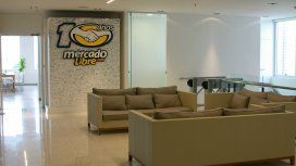 La caída de Mercado Libre: ¿la primera batalla de una guerra entre gigantes? La caída de Mercado Libre: ¿la primera batalla de una guerra entre gigantes?