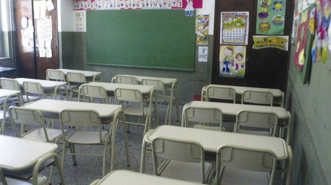 Suba de 15% y en 3 cuotas: sin diálogo con la Provincia, docentes preparan otro paro