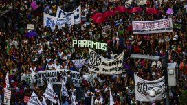 VIDEOS: Todo el color y la música de una marcha histórica VIDEOS: Todo el color y la música de una marcha histórica