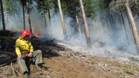 Incendio forestal en Los Repollos - Crédito: Río Negro Incendio forestal en Los Repollos - Crédito: Río Negro