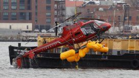 El helicóptero que cayó al East River. El helicóptero que cayó al East River.