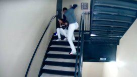 Vasquez molió a golpes a su mujer en un episodio que quedó registrado por una cámara de seguridad Vasquez molió a golpes a su mujer en un episodio que quedó registrado por una cámara de seguridad