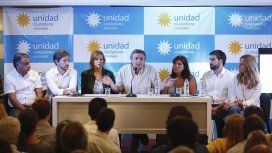 Máximo Kirchner con concejales de Unidad Ciudadana Máximo Kirchner con concejales de Unidad Ciudadana