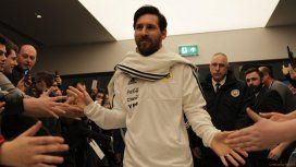 La emotiva arenga de Messi a sus compañeros tras el papelón ante España La emotiva arenga de Messi a sus compañeros tras el papelón ante España