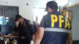 VIDEO: el impresionante operativo contra una red que hacía circular pornografía infantil VIDEO: el impresionante operativo contra una red que hacía circular pornografía infantil