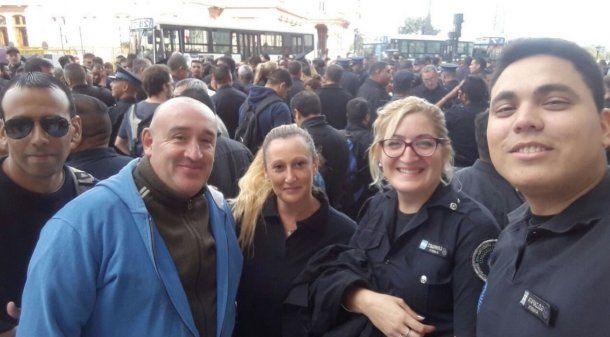 Parte de la Policía Federal no quiere pasar a la Ciudad - Crédito: @DDHHPOLICIALES