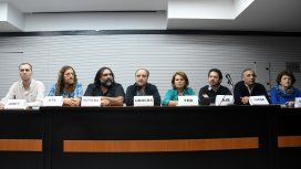 Paritarias: docentes, estatales y judiciales bonaerense paran el 5 de abril Paritarias: docentes, estatales y judiciales bonaerense paran el 5 de abril