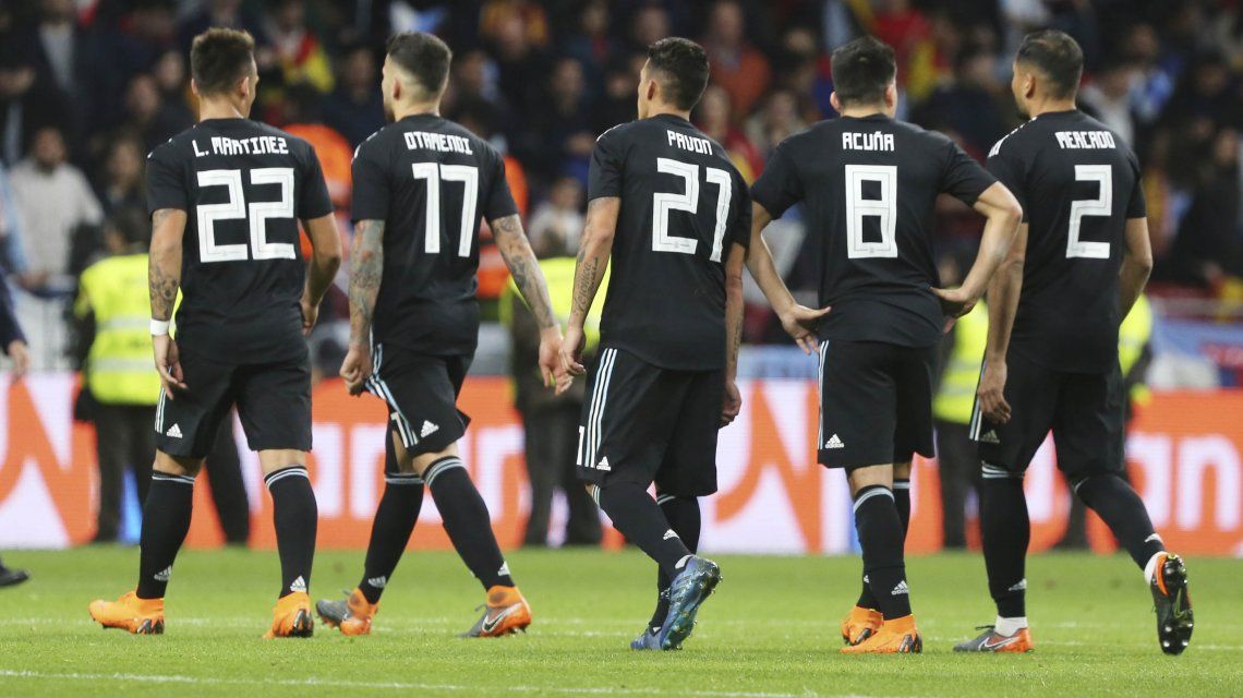 Argentina se va cabizbaja del Metropolitano de Madrid Argentina se va cabizbaja del Metropolitano de Madrid