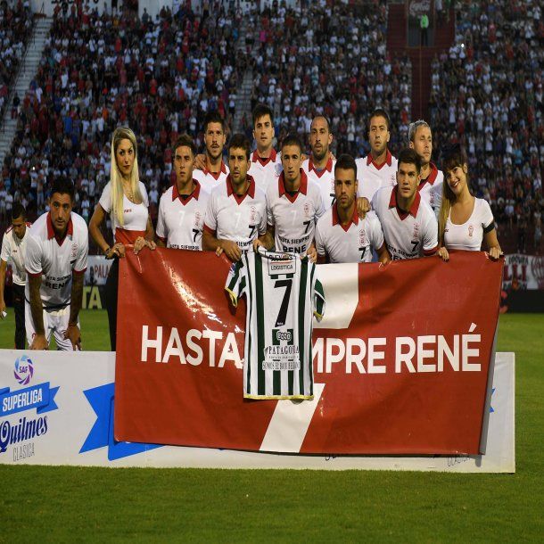 Homenaje a Houseman de Huracán en el Ducó