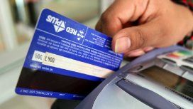 Suben de 10 a 100 pesos el monto mínimo para los pagos con tarjeta de débito Suben de 10 a 100 pesos el monto mínimo para los pagos con tarjeta de débito