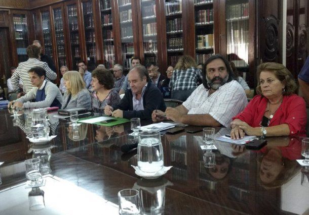 Nueva reunión para destrabar la paritaria docente bonaerense en La Plata<br>
