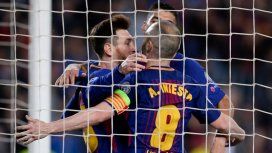 Messi y una dura noticia: Andrés Iniesta está a un paso de irse del Barcelona Messi y una dura noticia: Andrés Iniesta está a un paso de irse del Barcelona