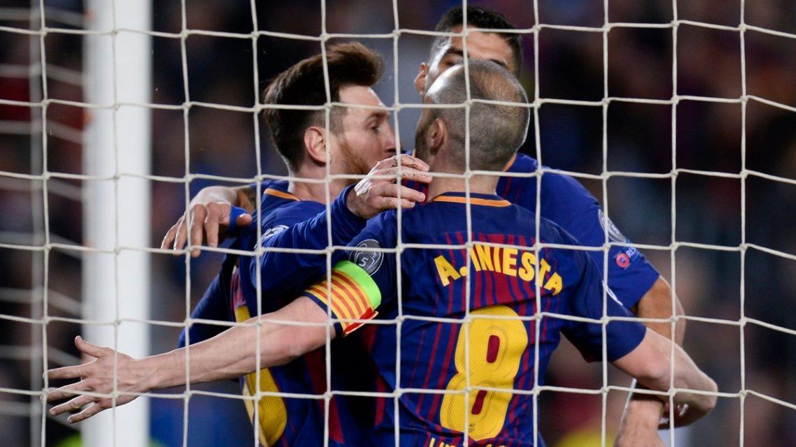 Messi y una dura noticia: Andrés Iniesta está a un paso de irse del Barcelona Messi y una dura noticia: Andrés Iniesta está a un paso de irse del Barcelona