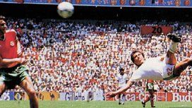 El gol de tijera de Negrete en el Mundial México 86 - Crédito: futboltotal.com.mx El gol de tijera de Negrete en el Mundial México 86 - Crédito: futboltotal.com.mx