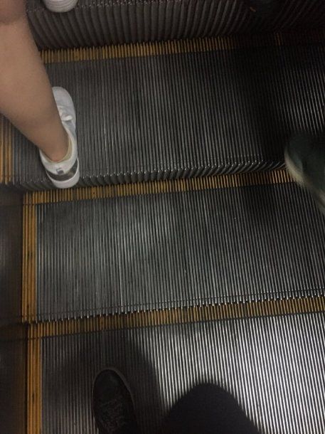 Escaleras del subte - Crédito: @Zalet