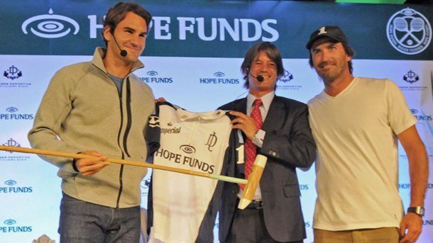 Roger Federer, Enrique Blaksley y Adolfo Cambiasso