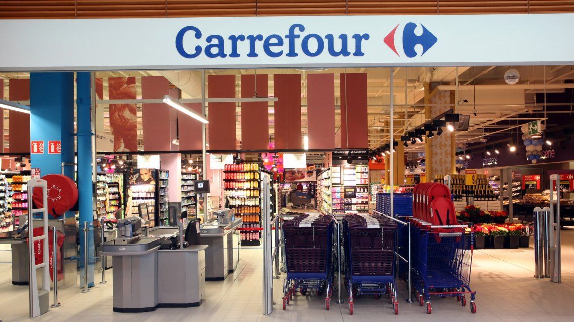 Hubo acuerdo y Carrefour hará retiros voluntarios al 150% en todo el país Hubo acuerdo y Carrefour hará retiros voluntarios al 150% en todo el país