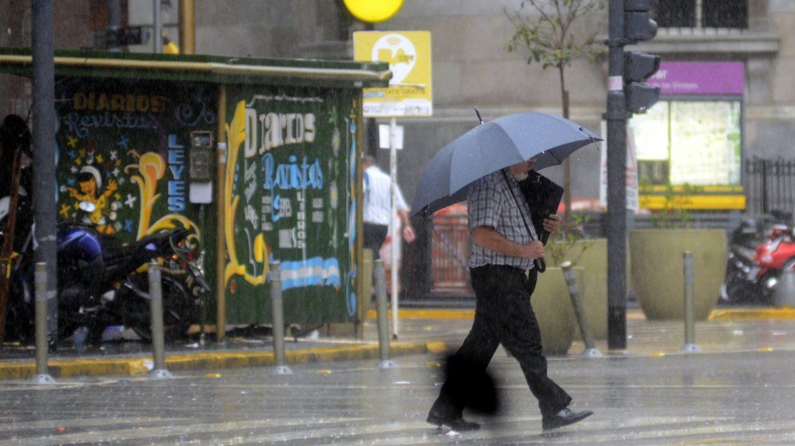 a qué hora va a llover hoy