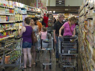 una familia de la ciudad necesita casi $31 mil por mes para no ser pobre una familia de la ciudad necesita casi $31 mil por mes para no ser pobre