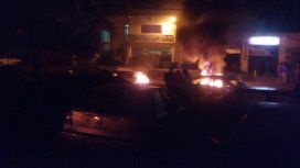 Frente a la DIstrital Sur 2º se realizó la protesta por el crimen del colectivero Frente a la DIstrital Sur 2º se realizó la protesta por el crimen del colectivero