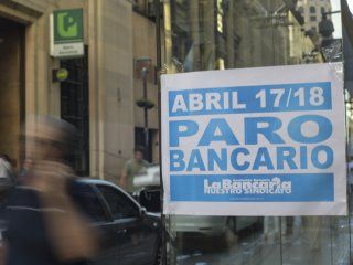 El microcentro estaba casi paralizado por el paro bancario El microcentro estaba casi paralizado por el paro bancario