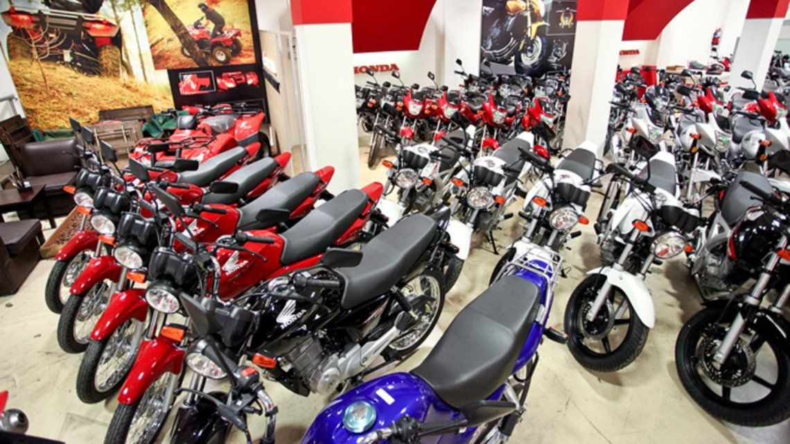 Ni el plan Ahora 12 ayudó: las ventas de motos se derrumbaron 44,5% en junio