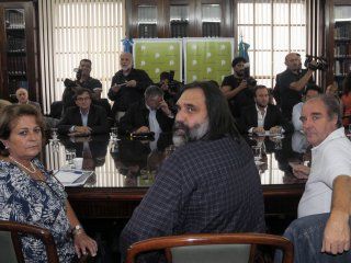 docentes bonaerenses buscan la mediacion de la iglesia para resolver el conflicto salarial docentes bonaerenses buscan la mediacion de la iglesia para resolver el conflicto salarial