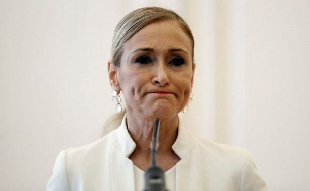 Cristina Cifuentes anunció su renuncia tras la polémica por el video del robo en un supermercado.