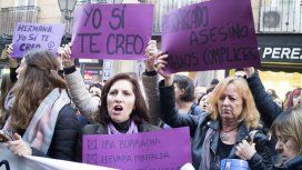 {alttext(Miles se movilizaron en España tras el fallo del caso de {alttext(Miles se movilizaron en España tras el fallo del caso de