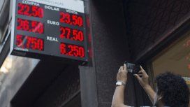 Piden investigar a quienes compraron dólar futuro en los últimos días Piden investigar a quienes compraron dólar futuro en los últimos días