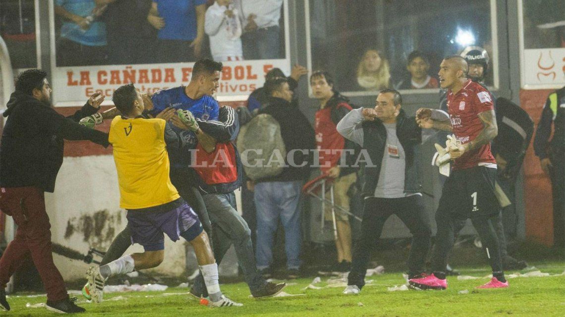 Gol agónico y batalla campal: San Martín de Tucumán ...