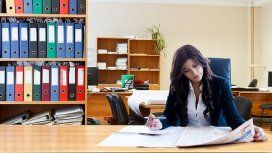 Mujer trabajando. Foto ilustrativa. Mujer trabajando. Foto ilustrativa.