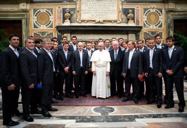 Francisco recibió a la Selección en el Vaticano en el 2013.