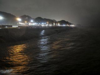 En la Costanera porteña hay viento y niebla En la Costanera porteña hay viento y niebla