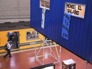 Los empleados del subte cerraron un acuerdo paritario del 25% Los empleados del subte cerraron un acuerdo paritario del 25%