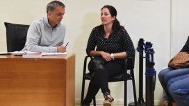 La condenaron por matar a su ex para quedarse con su hija y ahora la absolvieron La condenaron por matar a su ex para quedarse con su hija y ahora la absolvieron